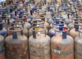 ਮਹਿੰਗਾਈ ਦਾ ਝਟਕਾ : 209 ਰੁਪਏ ਮਹਿੰਗਾ ਹੋਇਆ ਕਮਰਸ਼ੀਅਲ ਗੈਸ ਸਿਲੰਡਰ