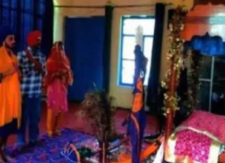 ਜਲੰਧਰ ਦੀਆਂ ਦੋ ਲੜਕੀਆਂ ਦੇ ਵਿਆਹ ਦੇ ਮਾਮਲੇ ‘ਚ ਨਵਾਂ ਮੋੜ : ਗੁਰਦੁਆਰਾ ਸਾਹਿਬ ‘ਚ ਲੜਕੇ-ਲੜਕੀ ਦਾ ਰਿਕਾਰਡ, ਦੋਵਾਂ ਦਾ ਸਰਨੇਮ ਕੌਰ