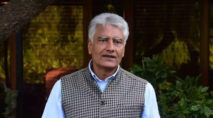 ਮਹਾਡਿਬੇਟ : ਸਖਤ ਸੁਰੱਖਿਆ ਪ੍ਰਬੰਧਾਂ ‘ਤੇ ਜਾਖੜ ਨੂੰ ਇਤਰਾਜ਼, ਕਿਹਾ- ਆਖਿਰ ਕਿਸਨੂੰ ਰੋਕਣਾ ਚਾਹੁੰਦੀ ਹੈ ਸਰਕਾਰ