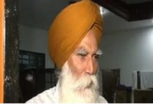 ਵਾਰਿਸ ਪੰਜਾਬ ਦੇ ਮੁਖੀ ਅੰਮ੍ਰਿਤਪਾਲ ਸਿੰਘ ਦੇ ਪਿਤਾ ਤਰਸੇਮ ਸਿੰਘ ਨੂੰ ਅੰਮ੍ਰਿਤਸਰ ਏਅਰਪੋਰਟ ‘ਤੇ ਰੋਕਿਆ