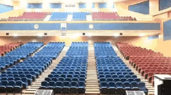 CM ਦੀ ਡਿਬੇਟ ਲਈ ਲੁਧਿਆਣਾ ਤਿਆਰ : ਆਡੀਟੋਰੀਅਮ ਦੀ ਸਮਰੱਥਾ ਇਕ ਹਜ਼ਾਰ ਲੋਕਾਂ ਦੀ, ਪੂਰੇ ਪੰਜਾਬ ਦੇ ਲੋਕਾਂ ਨੂੰ ਖੁੱਲ੍ਹੇ ਸੱਦੇ ਨਾਲ ਵਧੀ ਪੁਲਿਸ ਦੀ ਟੈਂਸ਼ਨ