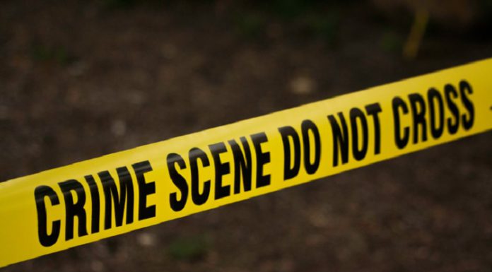 ਬਾਈਕ ‘ਤੇ ਜਾ ਰਹੇ ਨੌਜਵਾਨਾਂ ਨੂੰ ਗੋਲੀਆਂ ਮਾਰ ਕੇ ਲੁੱਟਿਆ