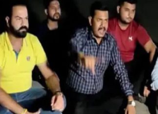 ਲੁਧਿਆਣਾ ‘ਚ SHO ਤੇ ਚੌਕੀ ਇੰਚਾਰਜ ਖਿਲਾਫ ਗੈਰ-ਜ਼ਮਾਨਤੀ ਵਾਰੰਟ, ਹਿੰਦੂ ਨੇਤਾ ‘ਤੇ FIR ਦਾ ਮਾਮਲਾ