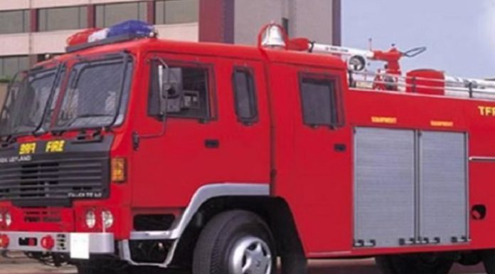 ਲੁਧਿਆਣਾ ‘ਚ ਕੱਪੜੇ ਦੀ ਫੈਕਟਰੀ ‘ਚ ਲੱਗੀ ਭਿਆਨਕ ਅੱਗ, ਸਕੂਲੀ ਡਰੈੱਸਜ਼ ਤੇ ਲੱਖਾਂ ਰੁਪਏ ਦੀ ਮਸ਼ੀਨਰੀ ਸੜ ਕੇ ਸੁਆਹ