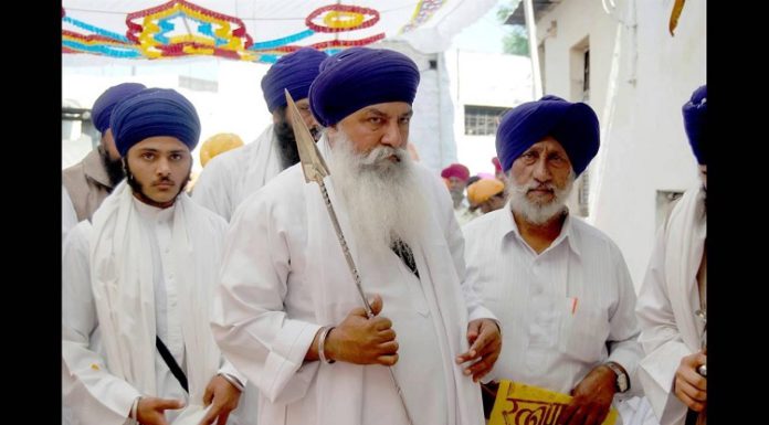 ਖਾਲਸਾ ਵਹੀਰ ਨੂੰ ਰੋਕਣ ਲਈ ਦਮਦਮੀ ਟਕਸਾਲ ਦੇ ਮੁਖੀ ਗਿਆਨੀ ਬਾਬਾ ਰਾਮ ਸਿੰਘ ਨੂੰ ਘਰ ‘ਚ ਕੀਤਾ ਨਜ਼ਰਬੰਦ