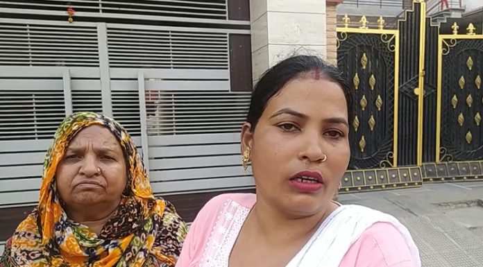 ਨਾਭਾ : ਬਾਜ਼ਾਰ ਜਾ ਰਹੀਆਂ ਦਰਾਣੀ- ਜਠਾਣੀ ਤੋਂ ਬਾਈਕ ਸਵਾਰ ਨੇ ਖੋਹਿਆ ਪਰਸ, ਪਰਸ ‘ਚ ਸਨ 10 ਹਜ਼ਾਰ ਰੁਪਏ ਤੇ ਕੀਮਤੀ ਗਹਿਣੇ