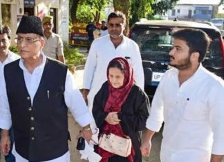 ਫਰਜ਼ੀ ਜਨਮ ਪ੍ਰਮਾਣ ਪੱਤਰ ਮਾਮਲਾ : ਸਮਾਜਵਾਦੀ ਪਾਰਟੀ ਦੇ ਆਗੂ ਆਜ਼ਮ ਖ਼ਾਨ, ਪਤਨੀ ਅਤੇ ਪੁੱਤਰ ਨੂੰ 7-7 ਸਾਲ ਦੀ ਹੋਈ ਕੈਦ