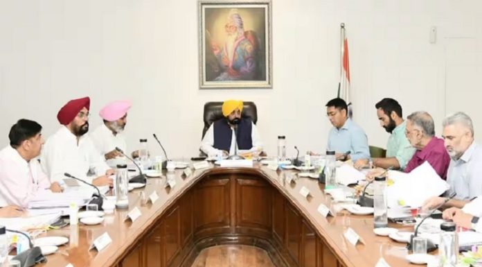 ਪੰਜਾਬ ਕੈਬਨਿਟ ਮੀਟਿੰਗ ‘ਚ 10 ਕੈਦੀਆਂ ਦੀ ਰਿਹਾਈ ‘ਤੇ ਹੋਇਆ ਵਿਚਾਰ-ਵਟਾਂਦਰਾ; 5 ਨੂੰ ਅੱਜ ਕੀਤਾ ਜਾਵੇਗਾ ਰਿਹਾਅ