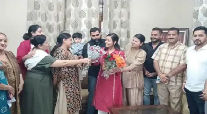 ਗੁਰਦਾਸਪੁਰ ਦੀ ਦਿਵਿਆਨੀ ਸੈਣੀ ਨੇ PCSJ ਦੀ ਪ੍ਰੀਖਿਆ ਕੀਤੀ ਪਾਸ; ਬਣੀ ਜੱਜ