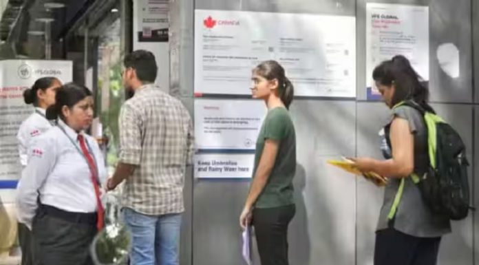 ਬ੍ਰੇਕਿੰਗ : ਕੈਨੇਡਾ ਦਾ ਵੀਜ਼ਾ ਲੈਣ ਵਾਲਿਆਂ ਲਈ ਖੁਸ਼ਖਬਰੀ; VFS ਗਲੋਬਲ ਦਾ ਵੱਡਾ ਬਿਆਨ ਆਇਆ ਸਾਹਮਣੇ