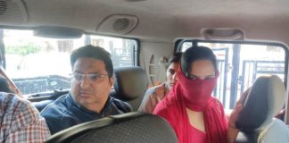 ਰੋਪੜ : ਬੀਮਾਰ ਮਾਂ ਦੀ ਬੇਰਹਿਮੀ ਨਾਲ ਕੁੱਟਮਾਰ ਕਰਨ ਵਾਲੇ ਵਕੀਲ ਤੇ ਨੂੰਹ ਨੂੰ ਅਦਾਲਤ ‘ਚ ਪੇਸ਼ੀ ਮਗਰੋਂ ਭੇਜਿਆ ਜੇਲ, ਮਿਲਿਆ ਰਿਮਾਂਡ