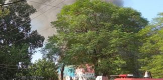 Breaking : ਚੰਡੀਗੜ੍ਹ ‘ਚ ਫਰਨੀਚਰ ਫੈਕਟਰੀ ‘ਚ ਲੱਗੀ ਭਿਆਨਕ ਅੱਗ, ਫਾਇਰ ਬ੍ਰਿਗੇਡ ਦੀਆਂ ਗੱਡੀਆਂ ਪੁੱਜੀਆਂ