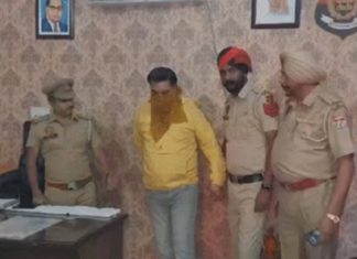 ਜਲੰਧਰ ਟ੍ਰਿਪਲ ਮਰਡਰ ‘ਚ 1 ਹੋਰ ਵੱਡਾ ਖੁਲਾਸਾ : ਮੁਲਜ਼ਮ ਬੋਲਿਆ ਮੇਰੀ ਪਤਨੀ ‘ਤੇ ਮਾੜੀ ਨਜ਼ਰ ਰੱਖਦਾ ਸੀ ਪਿਤਾ ਤਾਂ ਕੀਤੀ ਵਾਰਦਾਤ