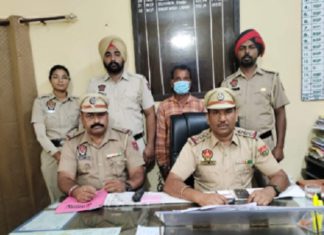 ਜਲੰਧਰ : ਲੜਕੀਆਂ ਨੂੰ ਹਵਸ ਦਾ ਸ਼ਿਕਾਰ ਬਣਾਉਣ ਵਾਲਾ ਤਾਂਤਰਿਕ ਗ੍ਰਿਫਤਾਰ; ਫੋਟੋਆਂ ਖਿੱਚ ਕੇ ਕਰਦਾ ਸੀ ਬਲੈਕਮੇਲ
