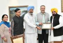 ਵੱਡੀ ਖਬਰ : CM ਭਗਵੰਤ ਮਾਨ ਦੀ ਅਗਵਾਈ ‘ਚ ਆਮ ਆਦਮੀ ਕਲੀਨਿਕਾਂ ਨੂੰ ਮਿਲੀ ਆਲਮੀ ਮਾਨਤਾ