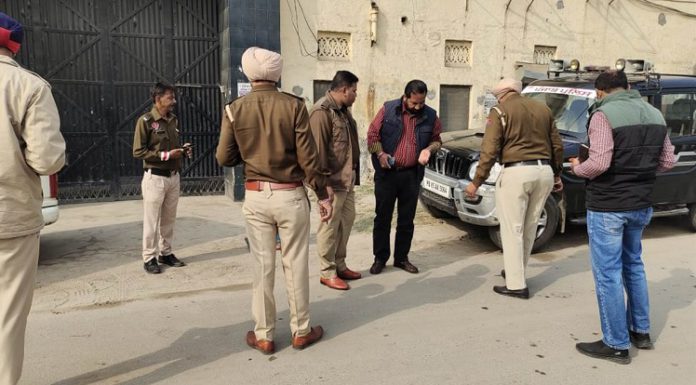 ਫਿਰੋਜ਼ਪੁਰ ’ਚ ਸਕਾਰਪੀਓ ’ਤੇ ਆਏ ਬਦਮਾਸ਼ਾਂ ਨੇ ਫਾਈਨਾਂਸਰ ਨੂੰ ਮਾਰੀਆਂ ਗੋ.ਲੀਆਂ; ਗੰਭੀਰ ਜ਼ਖਮੀ