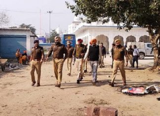 ਬ੍ਰੇਕਿੰਗ : ਗੁ. ਅਕਾਲ ਬੁੰਗਾ ਸਾਹਿਬ ਮਾਮਲੇ ‘ਚ ਵੱਡਾ ਐਕਸ਼ਨ; ਹੋਮਗਾਰਡ ਕਤਲ ਕੇਸ ‘ਚ 5 ਨਿਹੰਗ ਸਿੰਘ ਗ੍ਰਿਫ਼ਤਾਰ