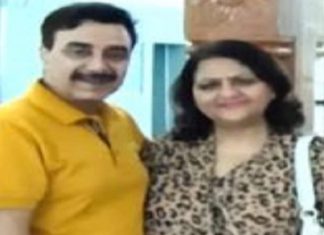 ਅੰਮ੍ਰਿਤਸਰ ‘ਚ ਡਾਕਟਰ ਜੋੜੇ ਤੋਂ ਬੰਦੂਕ ਦੀ ਨੋਕ ‘ਤੇ ਖੋਹੀ ਕਾਰ, ਫਾਇਰਿੰਗ ਕਰਦੇ ਫਰਾਰ ਹੋਏ ਲੁਟੇਰੇ