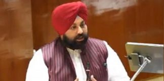 ਸਿੱਖਿਆ ਮੰਤਰੀ ਦਾ ਵੱਡਾ ਬਿਆਨ : ਅਗਲੇ ਸਾਲ ਦੀ 31 ਮਾਰਚ ਤਕ ਕੋਈ ਵੀ ਸਕੂਲ ਸਿੰਗਲ ਟੀਚਰ ਨਹੀਂ ਰਹੇਗਾ