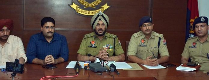 ਬਠਿੰਡਾ ਕਤਲ ਕਾਂਡ : ਪੰਜਾਬ ਪੁਲਿਸ ਵੱਲੋਂ 72 ਘੰਟਿਆਂ ਅੰਦਰ ਸ਼ੂਟਰ ਕਾਬੂ, ਇੱਕ ਦੀ ਲੱਤ ‘ਚ ਲੱਗੀ ਗੋਲੀ