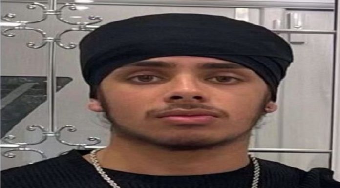 ਇੰਗਲੈਂਡ ‘ਚ ਸਿੱਖ ਨੌਜਵਾਨ ਦਾ ਬੇਰਹਿਮੀ ਨਾਲ ਕਤਲ; ਸੜਕ ‘ਤੇ ਹੋਏ ਮਾਮੂਲੀ ਝਗੜੇ ਕਾਰਨ 4 ਜਣਿਆਂ ਨੇ ਮਾਰਿਆ ਸਿਮਰਜੀਤ ਸਿੰਘ