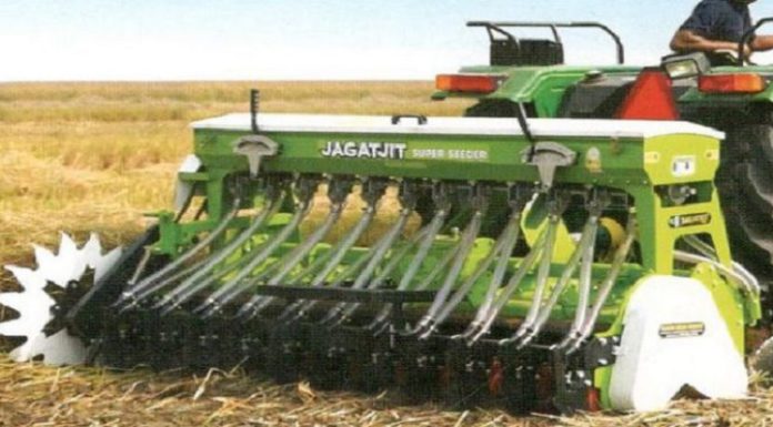 ਬਟਾਲਾ : ਖੇਤਾਂ ‘ਚ ਖੇਡਦਿਆਂ ਕਣਕ ਬੀਜਣ ਵਾਲੀ ਮਸ਼ੀਨ ‘ਚ ਆਇਆ 7 ਸਾਲ ਦਾ ਮਾਸੂਮ, ਦਰਦਨਾਕ ਮੌਤ