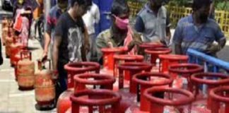 ਤਿਓਹਾਰੀ ਸੀਜ਼ਨ ‘ਚ ਮਹਿੰਗਾਈ ਦਾ ਝਟਕਾ : ਕਮਰਸ਼ੀਅਲ ਸਿਲੰਡਰ ਦੀ ਕੀਮਤ ‘ਚ ਹੋਇਆ 103 ਰੁਪਏ ਦਾ ਵਾਧਾ