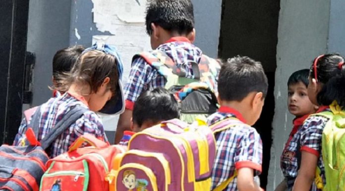 ਚੰਡੀਗੜ੍ਹ ਸਿੱਖਿਆ ਵਿਭਾਗ ਦਾ ਵੱਡਾ ਫਰਮਾਨ : ਪੰਜਾਬ ਦੇ ਇਨ੍ਹਾਂ ਕਲਾਸਾਂ ਦੇ ਬੱਚਿਆਂ ਨੂੰ ਸਕੂਲਾਂ ‘ਚ ਨਹੀਂ ਮਿਲੇਗਾ ਦਾਖਲਾ