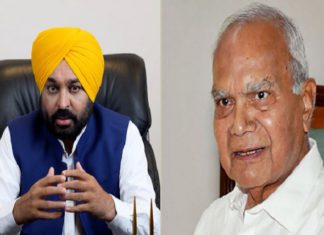 ਵੱਡੀ ਖਬਰ : ਸੁਪਰੀਮ ਕੋਰਟ ‘ਚ ਸੁਣਵਾਈ ਤੋਂ ਪਹਿਲਾਂ ਰਾਜਪਾਲ ਪੁਰੋਹਿਤ ਦਾ ਬਦਲਿਆ ਰੁਖ਼; 2 ਮਨੀ ਬਿੱਲਾਂ ਨੂੰ ਦਿੱਤੀ ਮਨਜ਼ੂਰੀ