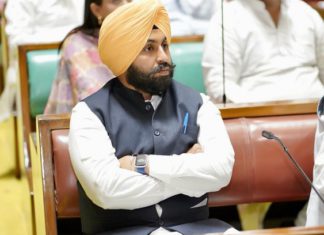 ਪੰਜਾਬ ਵਿਧਾਨ ਸਭਾ ਸਰਦ ਰੁੱਤ ਸੈਸ਼ਨ ਦਾ ਆਖਰੀ ਦਿਨ : ਸਵਾਲ-ਜਵਾਬ ਰਾਊਂਡ ਨਾਲ ਸ਼ੁਰੂ ਹੋਇਆ, 31 ਮਾਰਚ ਤੱਕ ਸਿੰਗਲ ਜਾਂ ਟੀਚਰ ਲੈੱਸ ਨਹੀਂ ਰਹਿਣਗੇ ਸਕੂਲ