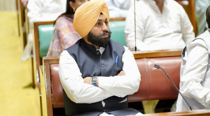 ਪੰਜਾਬ ਵਿਧਾਨ ਸਭਾ ਸਰਦ ਰੁੱਤ ਸੈਸ਼ਨ ਦਾ ਆਖਰੀ ਦਿਨ : ਸਵਾਲ-ਜਵਾਬ ਰਾਊਂਡ ਨਾਲ ਸ਼ੁਰੂ ਹੋਇਆ, 31 ਮਾਰਚ ਤੱਕ ਸਿੰਗਲ ਜਾਂ ਟੀਚਰ ਲੈੱਸ ਨਹੀਂ ਰਹਿਣਗੇ ਸਕੂਲ