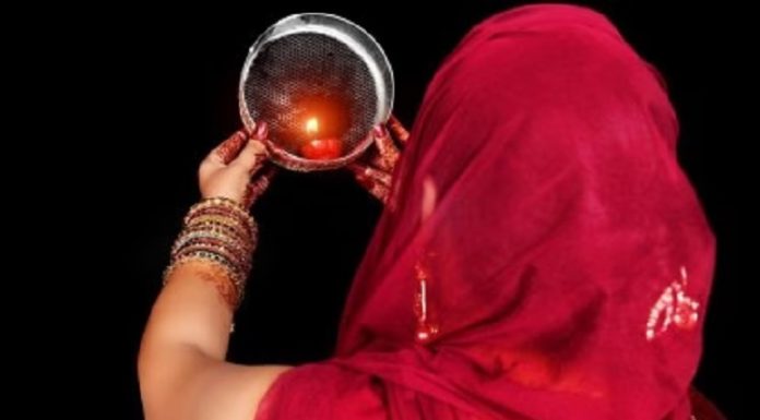 ਕਰਵਾ ਚੌਥ ਦੇ ਦਿਨ ਕਿਸੇ ਨੂੰ ਵੀ ਨਾ ਦਿਓ ਇਹ ਚੀਜ਼ਾਂ, ਨਹੀਂ ਤਾਂ ਵਧ ਸਕਦੀਆਂ ਹਨ ਜ਼ਿੰਦਗੀ ਦੀਆਂ ਮੁਸ਼ਕਲਾਂ
