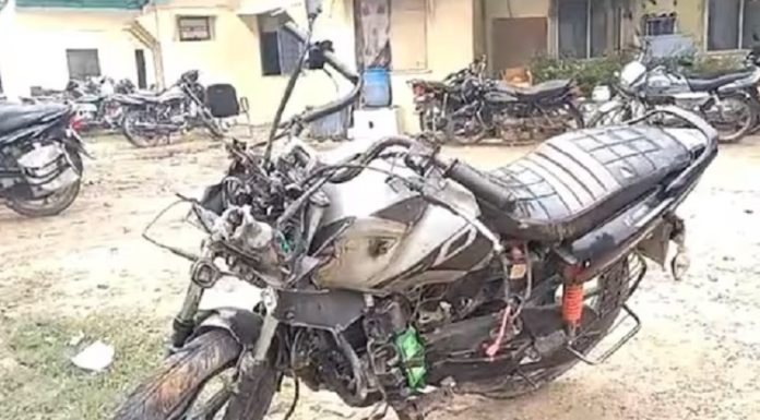 ਸੜਕ ਹਾਦਸੇ ‘ਚ 3 ਦੋਸਤਾਂ ਦੀ ਮੌਕੇ ‘ਤੇ ਮੌਤ, ਥੋੜ੍ਹੀ ਦੇਰ ਪਹਿਲਾਂ ਵਿਆਹ ਸਮਾਗਮ ‘ਚ ਤਿੰਨੋਂ ਕਰ ਰਹੇ ਸਨ ਡਾਂਸ