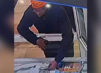 ਦਰਬਾਰ ਸਾਹਿਬ ‘ਚ 1 ਲੱਖ ਦੀ ਕਾਊਂਟਰ ਤੋਂ ਚੋਰੀ ਦੇ ਮਾਮਲੇ ‘ਚ 4 ਸ਼ੱਕੀਆਂ ‘ਤੇ ਪਰਚਾ ਦਰਜ