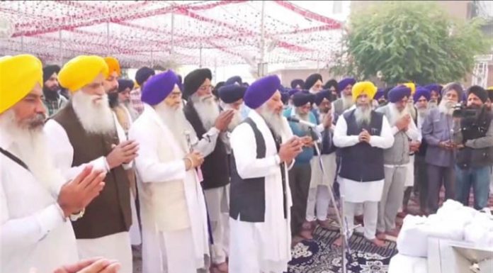 SGPC ਦੇ ਪ੍ਰਧਾਨ ਧਾਮੀ ਵਫਦ ਸਮੇਤ ਗਵਰਨਰ ਪੰਜਾਬ ਨੂੰ ਬੰਦੀ ਸਿੰਘਾਂ ਦੀ ਰਿਹਾਈ ਲਈ 26 ਲੱਖ ਫਾਰਮ ਦੇਣ ਲਈ ਰਵਾਨਾ