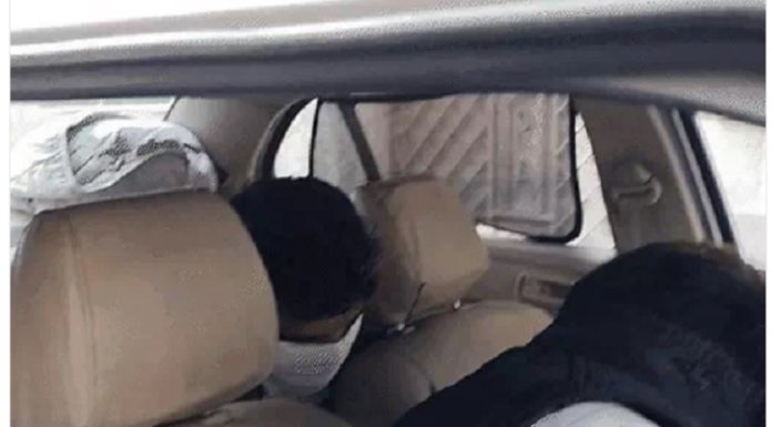 ਜਲੰਧਰ : ਮੋਗਾ ਤੋਂ ਹੈਰੋਇਨ ਸਪਲਾਈ ਕਰਨ ਆਏ ਮਿਲਾਪ ਚੌਕ ਨੇੜੇ ਖਰੌੜਿਆਂ ਵਾਲੀ ਗਲ਼ੀ ਤੋਂ ਕਾਬੂ, ਅੱਧਾ ਕਿੱਲੋ ਨਸ਼ਾ ਬਰਾਮਦ