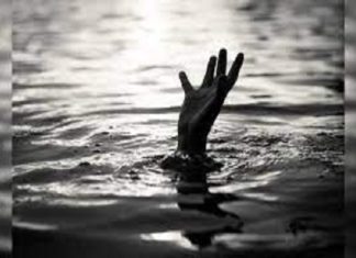 ਅਬੋਹਰ : ਮੋਬਾਇਲ ਨਹਿਰ ’ਚ ਡਿੱਗਣ ‘ਤੇ ਲੱਭਣ ਗਿਆ ਨੌਜਵਾਨ, ਡੁੱਬਦੇ ਨੂੰ ਬਚਾਉਂਦੇ ਪਿਤਾ ਨੇ ਵੀ ਮਾਰੀ ਛਾਲ; ਦੋਵਾਂ ਦੀ ਮੌਤ