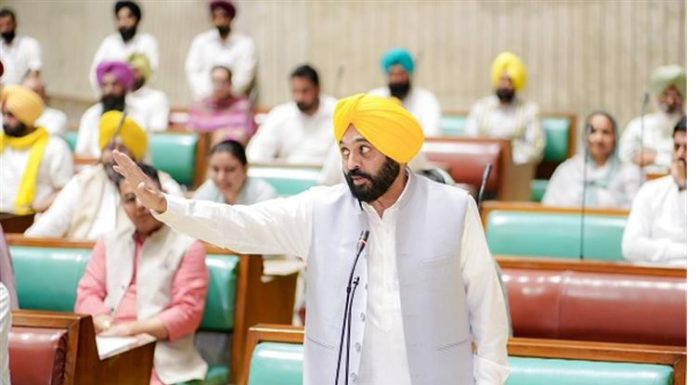 ਪੰਜਾਬ ਵਿਧਾਨ ਸਭਾ ‘ਚ ਵਰ੍ਹੇ CM ਮਾਨ : ਕਿਹਾ – ਬਿਨਾਂ ਸਬੂਤਾਂ ਦੇ ਵਿਰੋਧੀ ਕੋਈ ਗੱਲ ਨਾ ਕਰਨ