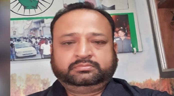 ਬਰਨਾਲਾ ‘ਚ ਕਾਂਗਰਸ ਬਲਾਕ ਪ੍ਰਧਾਨ ਮਹੇਸ਼ ਕੁਮਾਰ ਗ੍ਰਿਫ਼ਤਾਰ; ਹਥਿਆਰਾਂ ਦੀ ਨੋਕ ‘ਤੇ ਲੁੱਟ-ਖੋਹ ਕਰਨ ਦੇ ਲੱਗੇ ਇਲਜ਼ਾਮ