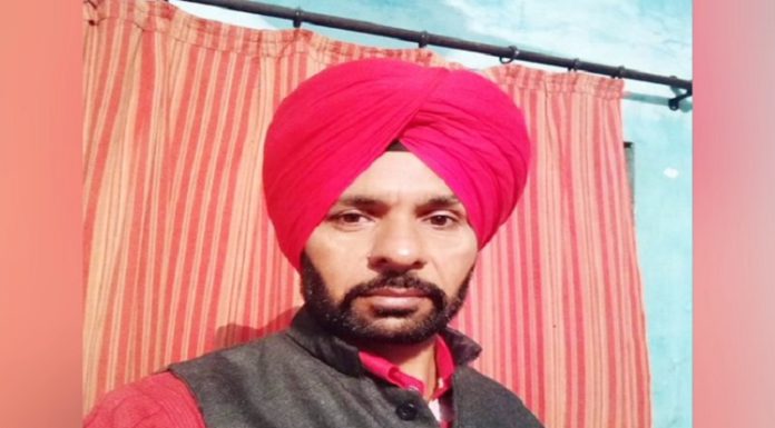 ਖੰਨਾ : ਚੋਰੀ ਦਾ ਇਲਜ਼ਾਮ ਲੱਗਣ ‘ਤੇ 2 ਬੱਚਿਆਂ ਦੇ ਪਿਓ ਨੇ ਦਿੱਤੀ ਜਾਨ; ਸਰਪੰਚ ਸਮੇਤ 6 ਜਣਿਆਂ ‘ਤੇ ਹੋਈ FIR