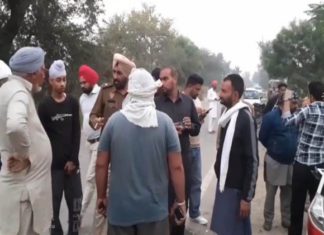ਮੋਗਾ : ਸੜਕ ਹਾਦਸੇ ‘ਚ ਪਿਓ-ਧੀ ਦੀ ਮੌਤ, ਖੜ੍ਹੇ ਟਰੈਕਟਰ-ਟਰਾਲੀ ‘ਚ ਵੱਜੀ ਕਾਰ; ਦਵਾਈ ਲੈਣ ਜਾ ਰਹੇ ਸੀ ਦੋਵੇਂ