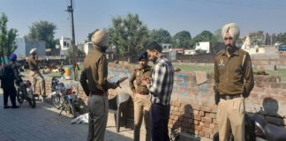 ਫਤਿਹਗੜ੍ਹ ਚੂੜੀਆਂ ‘ਚ ਵਾਪਰੀ ਵੱਡੀ ਵਾਰਦਾਤ : 21 ਸਾਲ ਦੇ ਨੌਜਵਾਨ ਨੂੰ ਕੁੱਟਮਾਰ ਮਗਰੋਂ ਬਦਮਾਸ਼ਾਂ ਨੇ ਮਾਰੀਆਂ ਗੋਲ਼ੀਆਂ