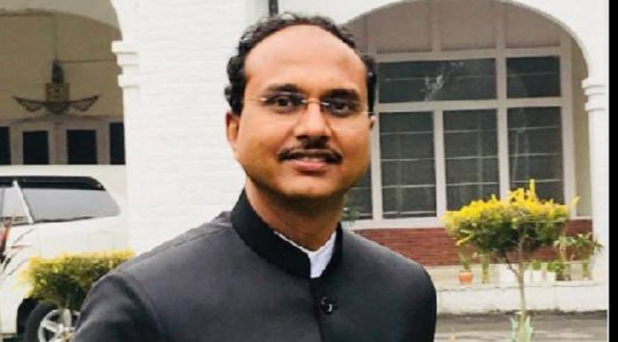 ਚੰਡੀਗੜ੍ਹ : IAS ਅਧਿਕਾਰੀ ਦੀ ਸਰਕਾਰੀ ਰਿਹਾਇਸ਼ ‘ਤੇ ਅਣਪਛਾਤੇ ਹਮਲਾਵਰਾਂ ਨੇ ਚਲਾਈ ਗੋਲੀ