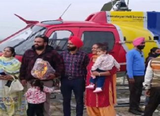 ਗੁਰਦਾਸਪੁਰ ਦੇ ਨੌਜਵਾਨ ਨੇ ਜਾਪਾਨ ‘ਚ ਸਖਤ ਮਿਹਨਤ ਕਰਕੇ ਪਿਓ ਦਾ ਸੁਪਨਾ ਕੀਤਾ ਪੂਰਾ, ਹੈਲੀਕਾਪਟਰ ਰਾਹੀਂ ਉਤਰਿਆ ਪਿੰਡ