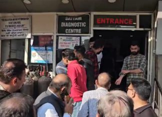 ਅੰਮ੍ਰਿਤਸਰ ‘ਚ ਆਪ ਆਗੂ ਦੇ ਭਰਾ ਨੂੰ ਮਾਰੀਆਂ ਗੋਲੀਆਂ; ਸੀਵਰੇਜ ਦੀ ਸਫਾਈ ਨੂੰ ਲੈ ਕੇ ਹੋਇਆ ਵਿਵਾਦ