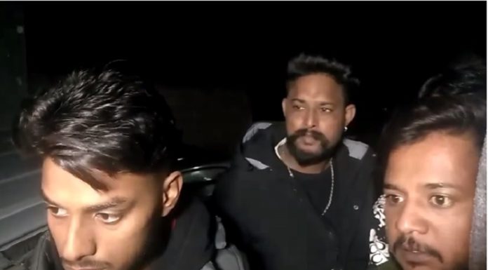 ਜਲੰਧਰ : ਸ਼ਰਾਬੀ DSP ਦਲਬੀਰ ਨੇ ਕੀਤੇ ਹਵਾਈ ਫਾਇਰ, ਇਲਾਕੇ ‘ਚ ਦਹਿਸ਼ਤ ਦਾ ਮਾਹੌਲ