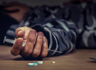 ਗੁਰਦਾਸਪੁਰ : ਨਸ਼ੇ ਨੇ ਬੁਝਾਇਆ ਇਕ ਹੋਰ ਘਰ ਦਾ ‘ਚਿਰਾਗ’, ਗਰਾਊਂਡ ‘ਚੋਂ ਮਿਲੀ ਨੌੌਜਵਾਨ ਦੀ ਲਾਸ਼