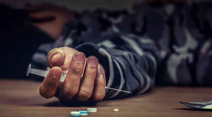 ਮੋਗਾ ‘ਚ ਨਹੀਂ ਰੁਕ ਰਿਹਾ ਨਸ਼ਿਆਂ ਦਾ ਕਹਿਰ ! ਮਾਪਿਆਂ ਦੇ ਇਕਲੌਤੇ ਪੁੱਤ ਦੀ ਓਵਰਡੋਜ਼ ਕਾਰਨ ਮੌਤ