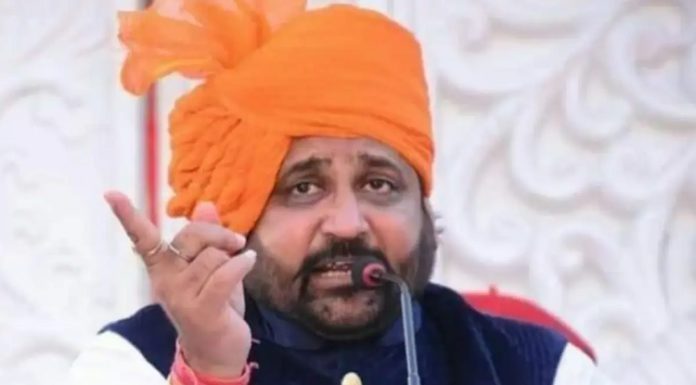 ਗੋਗਾਮੇੜੀ ਕਤਲਕਾਂਡ : 30 ਘੰਟਿਆਂ ਪਿੱਛੋਂ ਘਰਵਾਲੀ ਨੇ ਦਰਜ ਕਰਵਾਇਆ ਪਰਚਾ, FIR ‘ਚ ਸਾਬਕਾ CM ਤੇ DGP ਦਾ ਨਾਂ ਵੀ ਸ਼ਾਮਲ