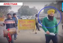 ਅੰਮ੍ਰਿਤਸਰ : ਬੇਅਦਬੀ ਦੇ ਦੋਸ਼ੀਆਂ ਦੇ ਗੁੱਟ ਵੱਢ ਕੇ ਮੌਤ ਦੇ ਘਾਟ ਉਤਾਰਨ ਵਾਲਾ ਸਰਦਾਰ ਢੋਲ-ਢਮੱਕਿਆਂ ਨਾਲ ਪੁੱਜਾ ਥਾਣੇ… ਵੇਖੋ ਪੂਰੀ ਵੀਡੀਓ